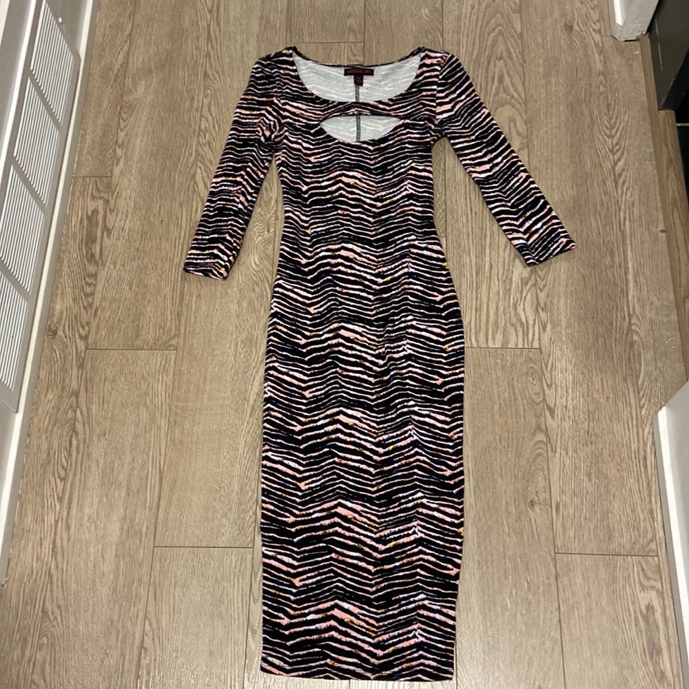 Material Girl midi dress in XS.